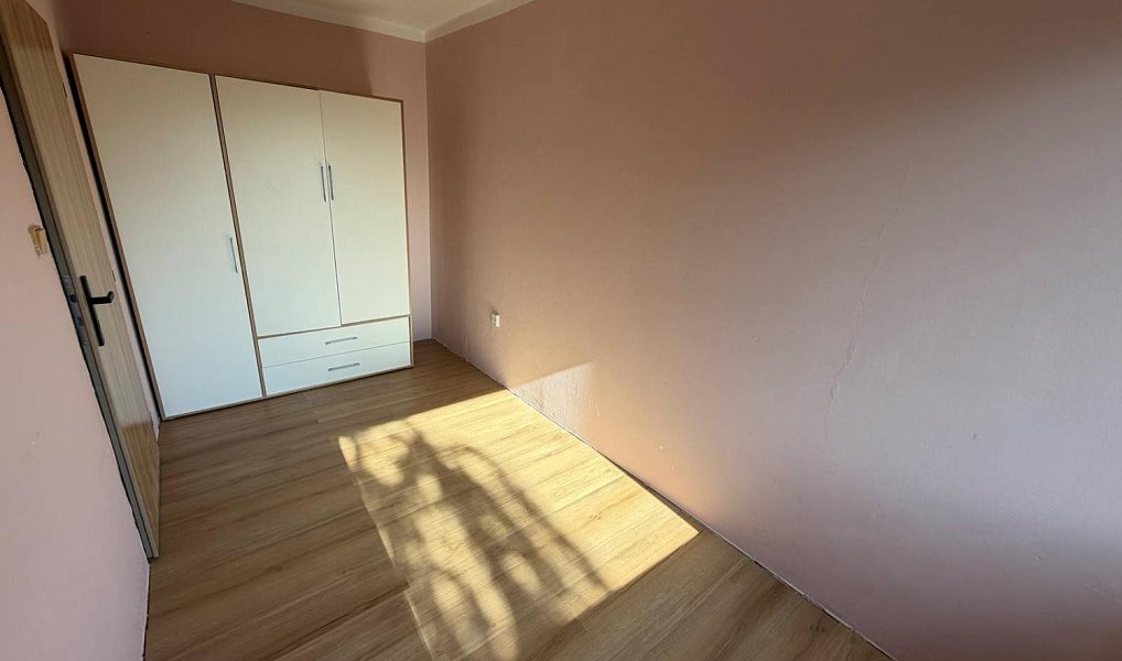 Pronájem bytu 4+1 73 m², Hradec Králové – náhled fotky 13