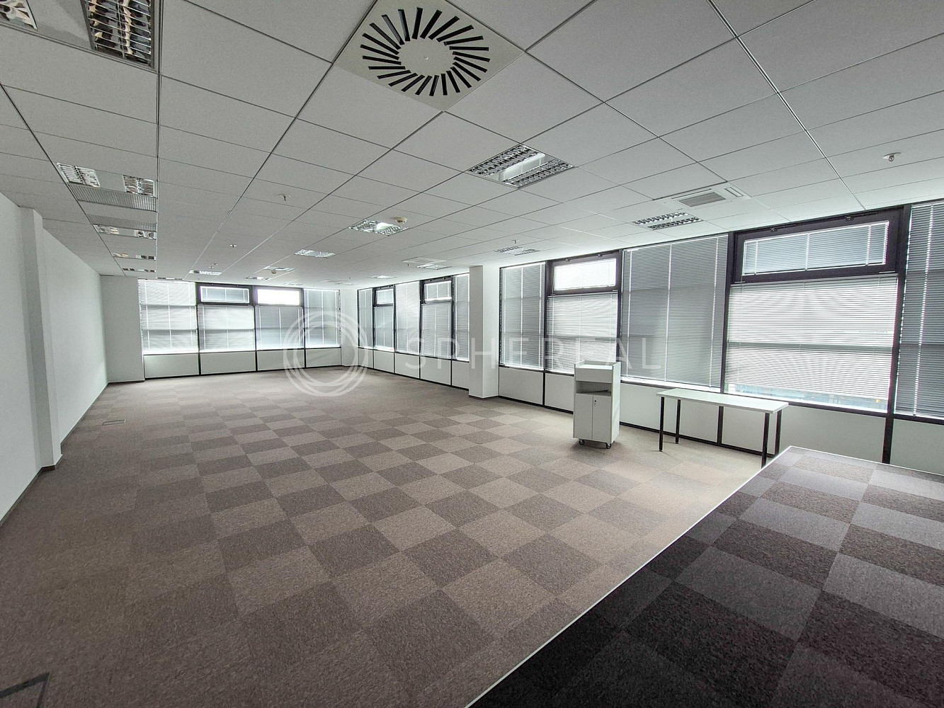 Pronájem kancelářského prostoru o ploše 1233 m² v širším centru Brna – pohled 4