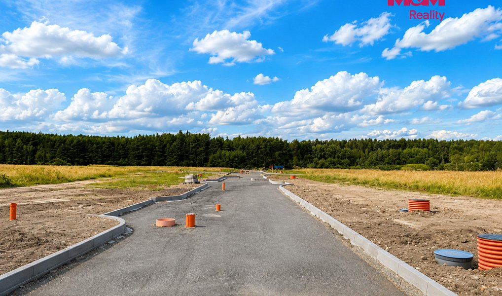Prodej stavebního pozemku 993 m², Nová Ves – náhled fotky 7