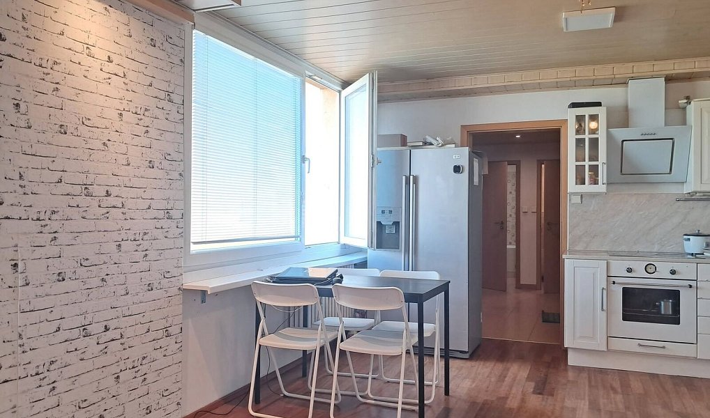 Prodej bytu 4+kk 75 m², Praha – náhled fotky 2