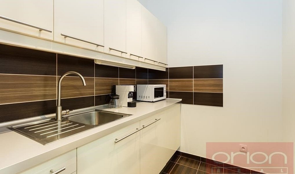 Pronájem kanceláře 38 m², Praha – náhled fotky 5