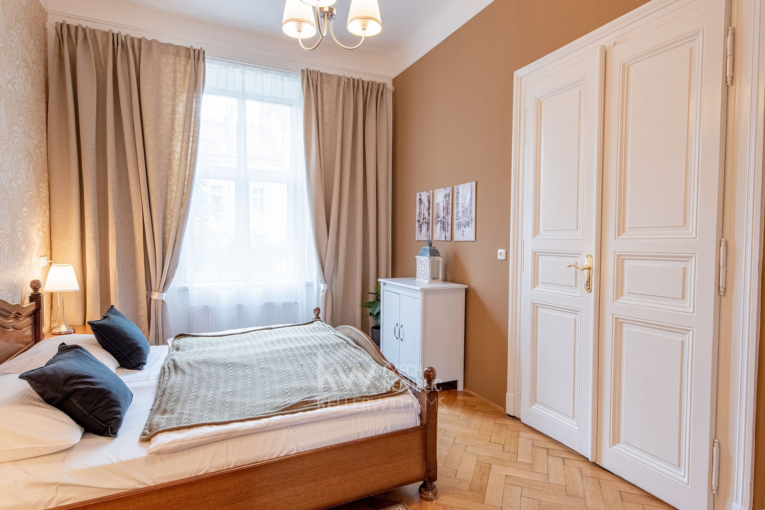 Pronájem bytu 4+kk 108 m² — photo 4