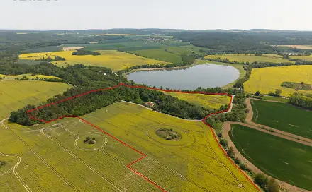 Prodej komerčního pozemku 105 830 m², Blatno, okres Louny