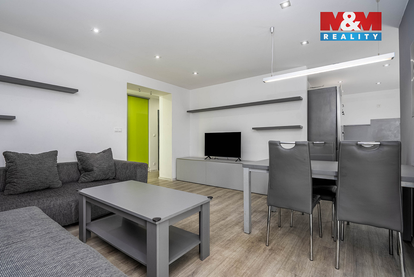 Prodej domu 187 m² s pozemkem 790 m² — photo 2