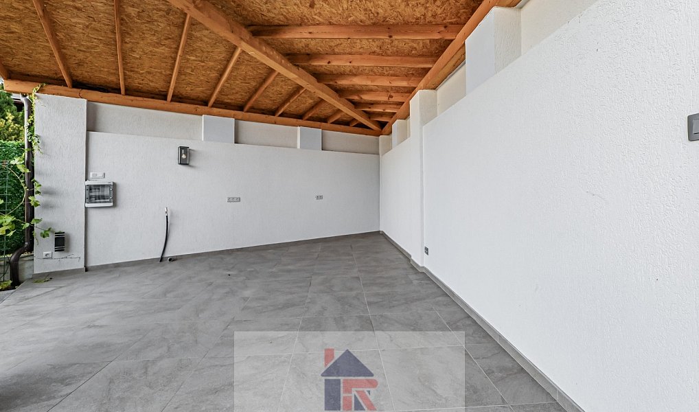 Prodej domu 770 m² s pozemkem 659 m², Praha – náhled fotky 39