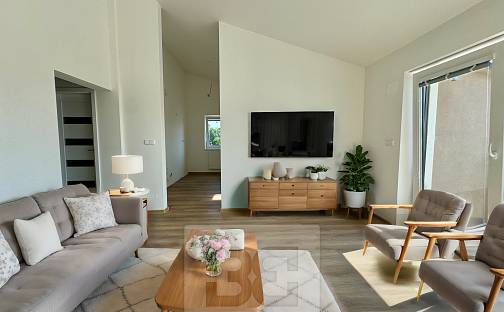 Pronájem bytu 3+kk 74 m², Slunečná, Rosice, okres Brno-venkov