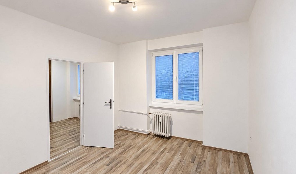 Pronájem bytu 2+1 52 m², Most – náhled fotky 2
