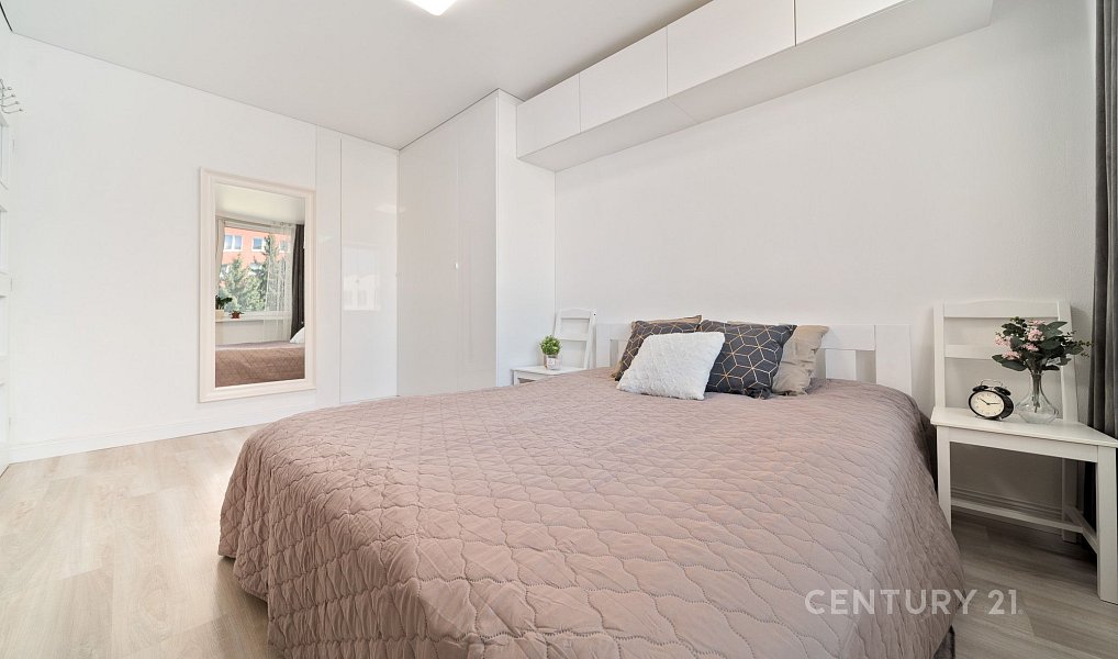 Prodej bytu 4+kk 72 m², Praha – náhled fotky 3