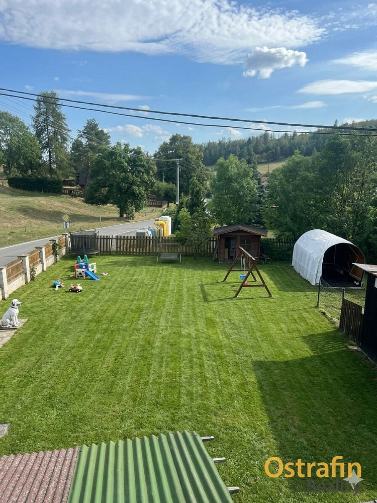 Prodej nájemního domu, činžáku 250 m² – fotografie 3