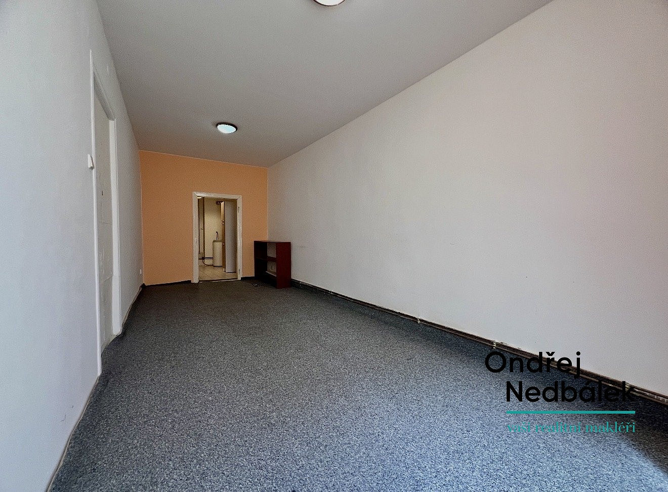 Pronájem bytu 1+1 34 m² – fotografie 2
