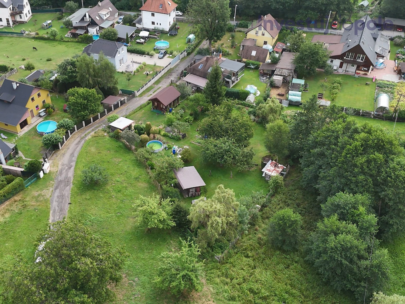 Prodej stavebního pozemku 2 444 m² – fotografie 4