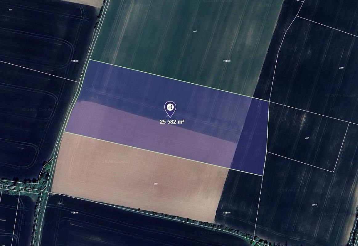 Prodej pole 3 702 m²
