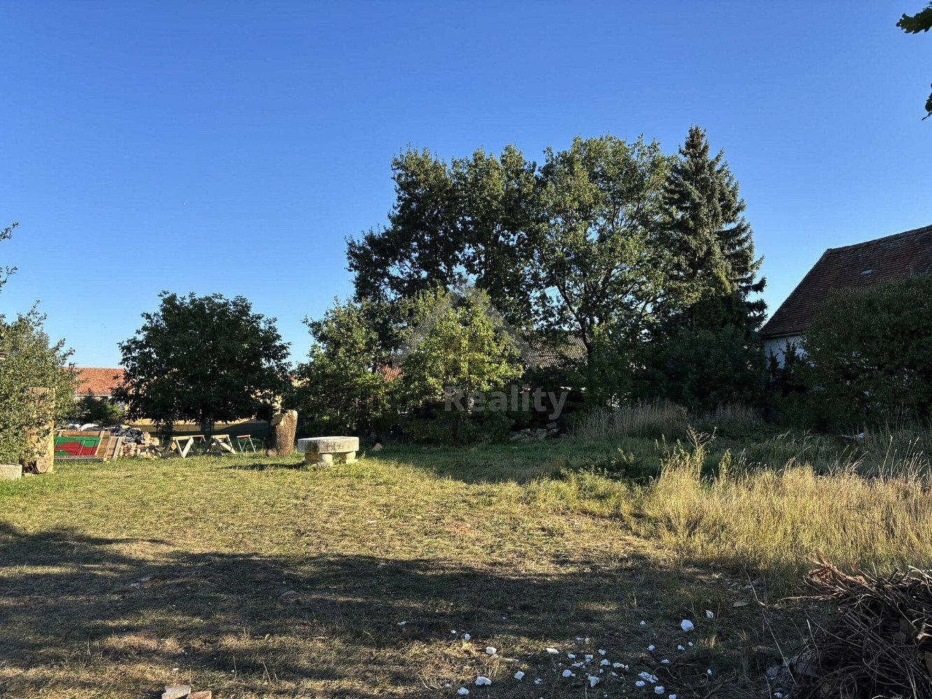 Prodej stavebního pozemku 1 076 m²