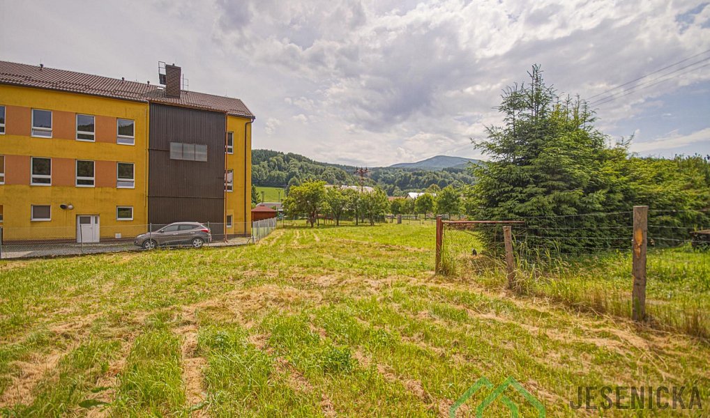 Prodej komerčního pozemku 1 608 m², Lipová-lázně – náhled fotky 11