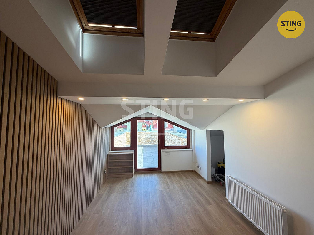 Pronájem bytu 4+1 120 m² – fotografie 3