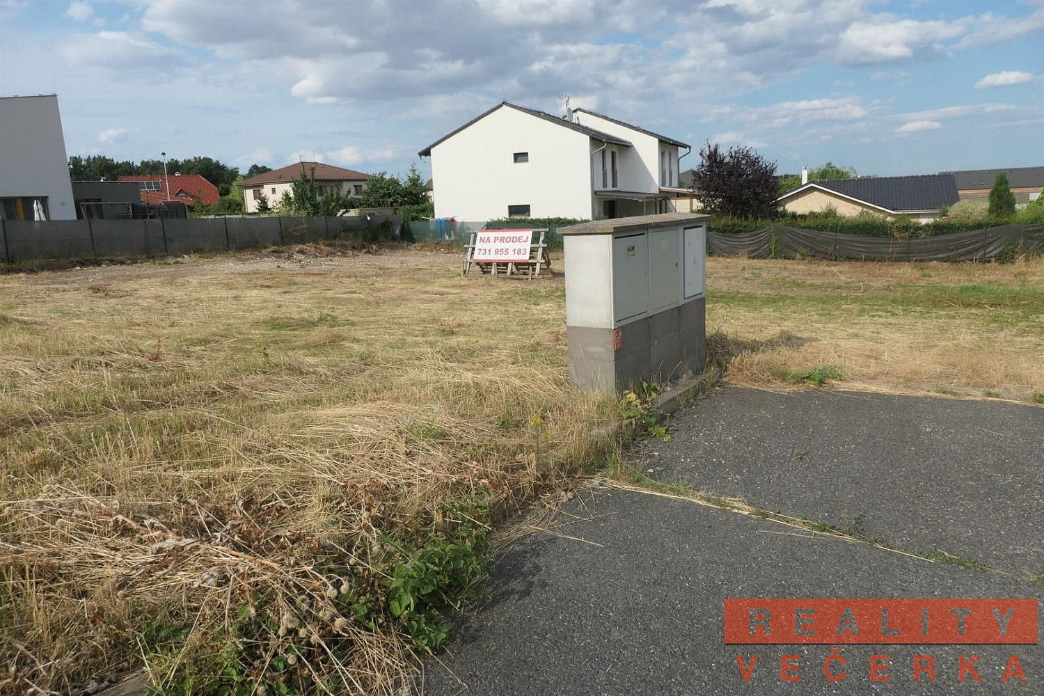 Prodej stavebního pozemku 794 m² – fotografie 3