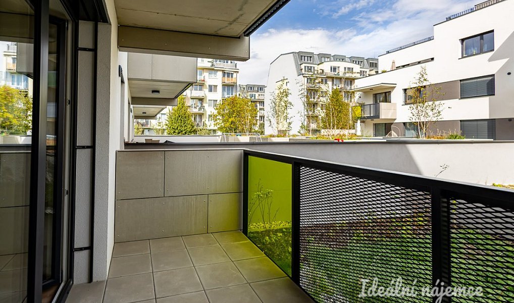 Pronájem bytu 2+kk 44 m², Praha – náhled fotky 2