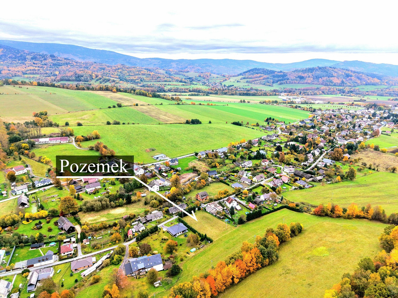 Prodej stavebního pozemku 2 329 m² – fotografie 4