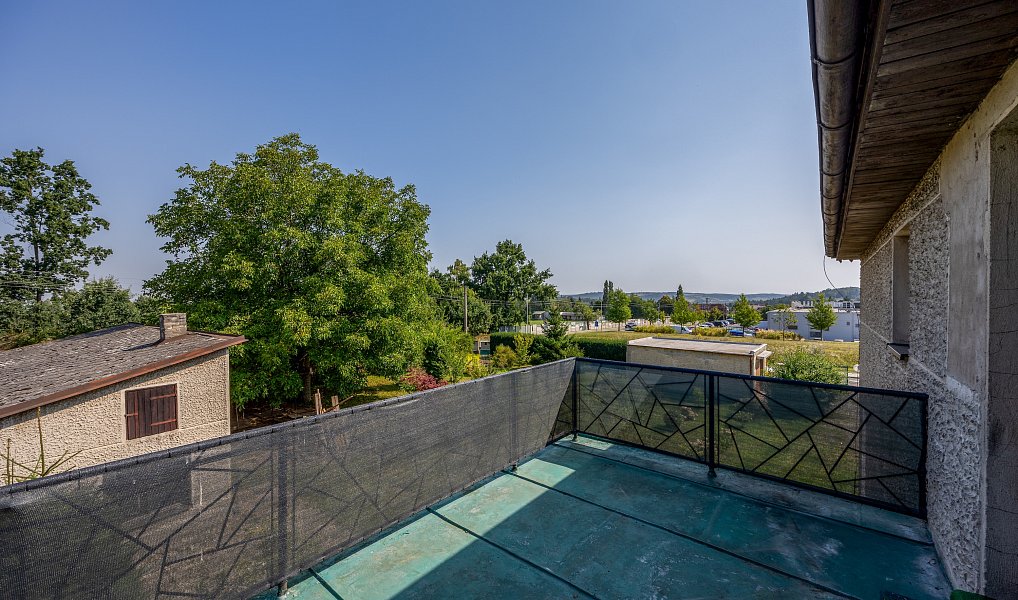 Prodej domu 193 m² s pozemkem 1 302 m², Strančice – náhled fotky 35