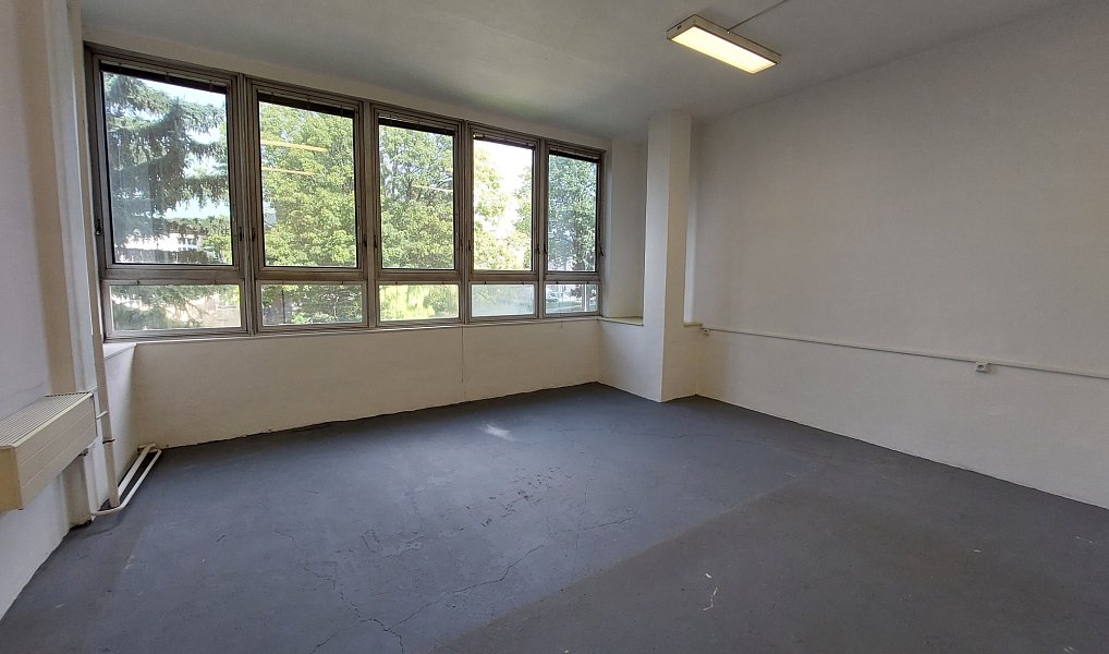 Pronájem skladovacích prostor 198 m², Vrchlabí – náhled fotky 2