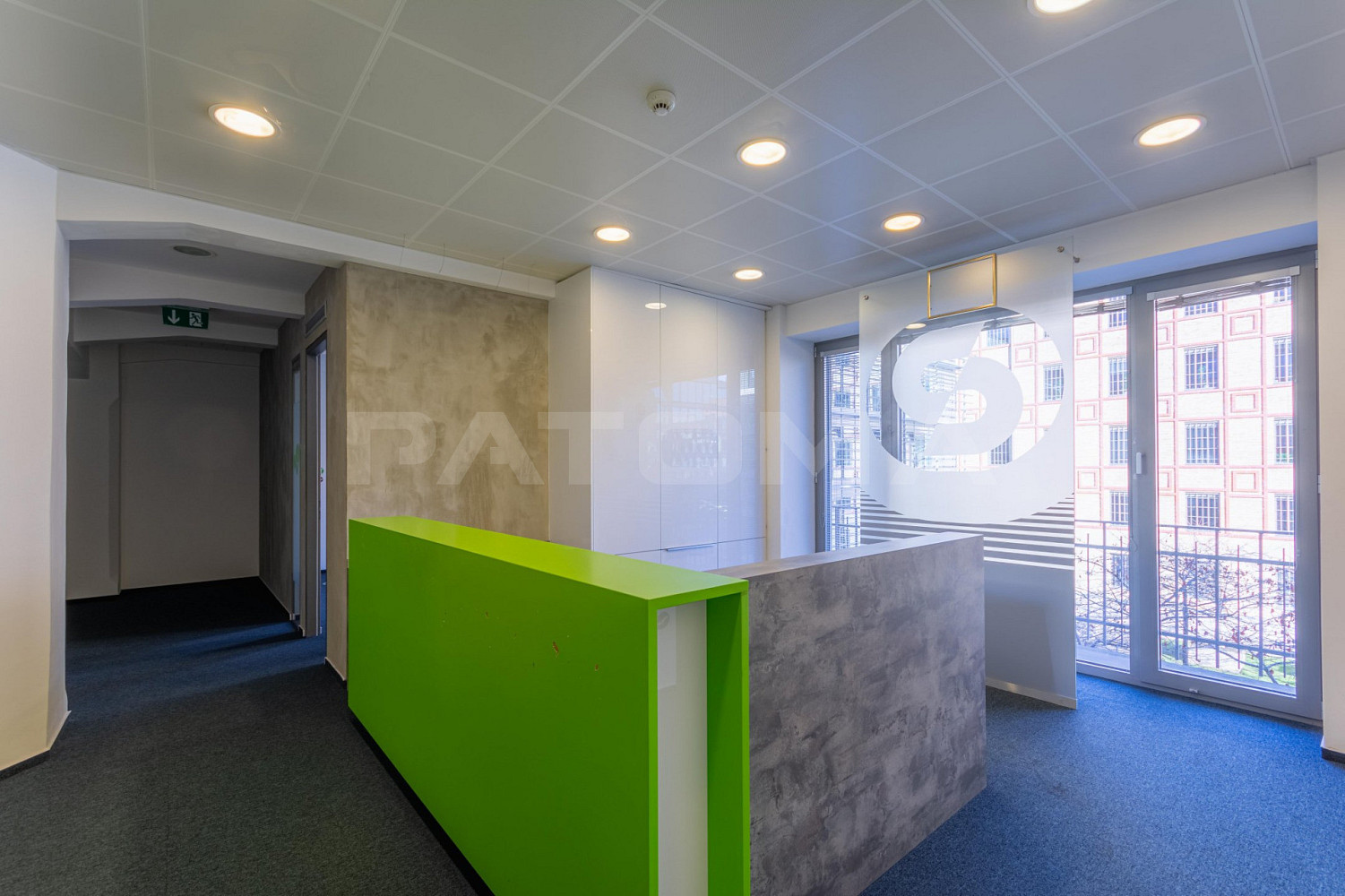 Pronájem kanceláře 653 m² – fotografie 2