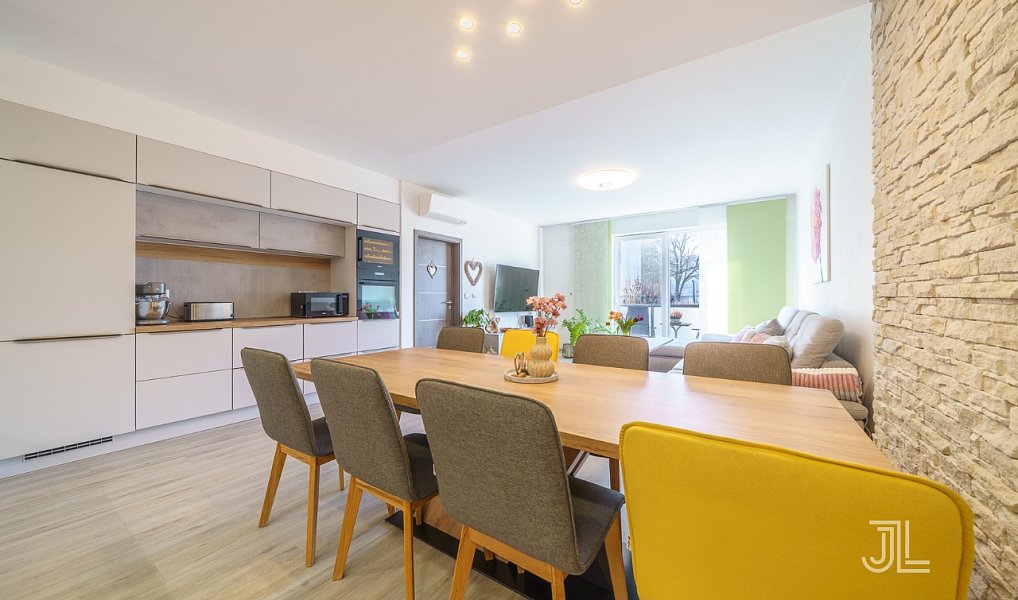 Prodej bytu 5+kk 120 m², Karlovy Vary – náhled fotky 5