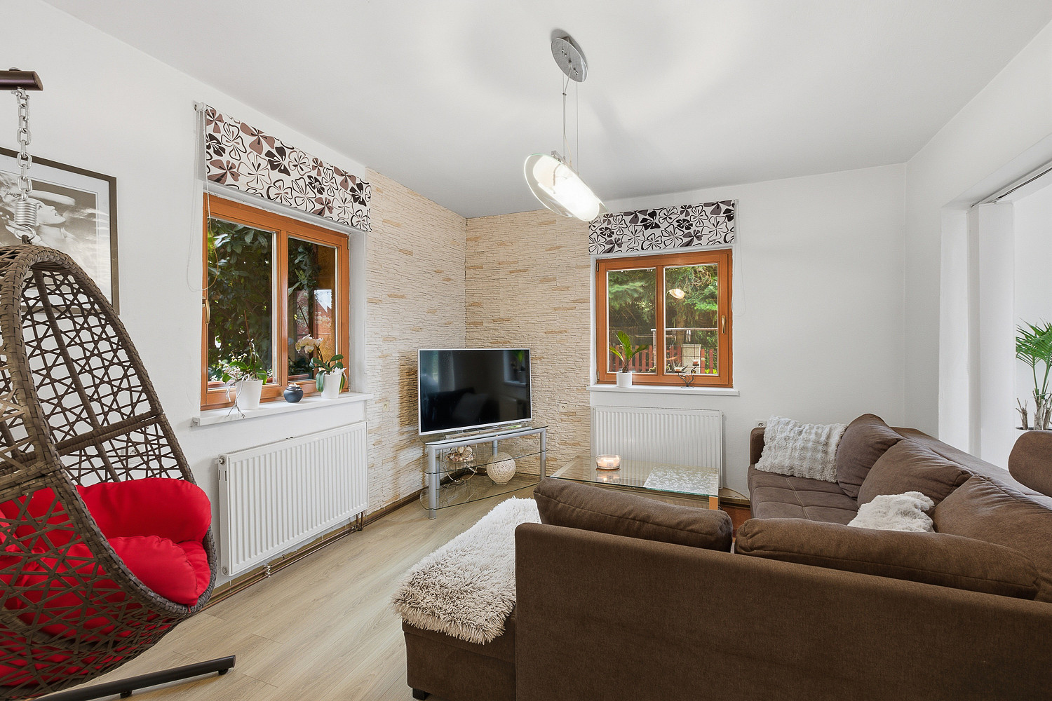 Prodej domu 201 m² s pozemkem 360 m² – pohled 4