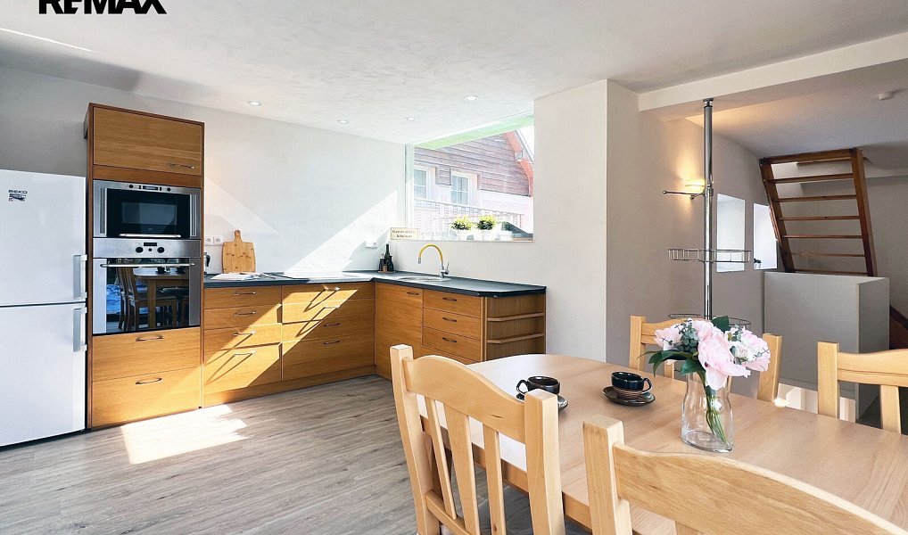 Prodej domu 131 m² s pozemkem 167 m², Jáchymov – náhled fotky 2