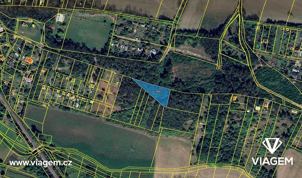 Prodej zahrady 1 202 m², Roudnice nad Labem – náhled fotky 4