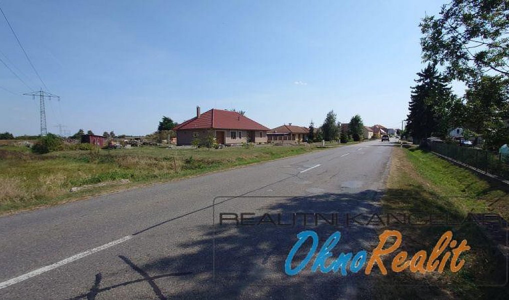 Prodej stavebního pozemku 1 726 m², Šumná – náhled fotky 8