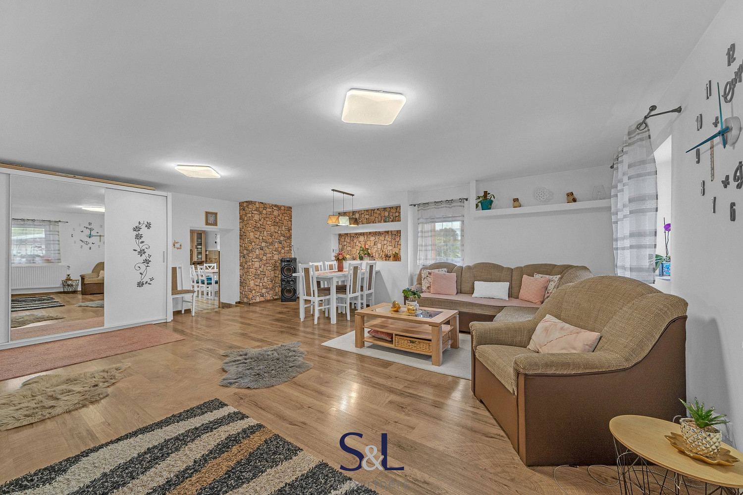 Prodej domu 180 m² s pozemkem 1 497 m² – fotografie 2