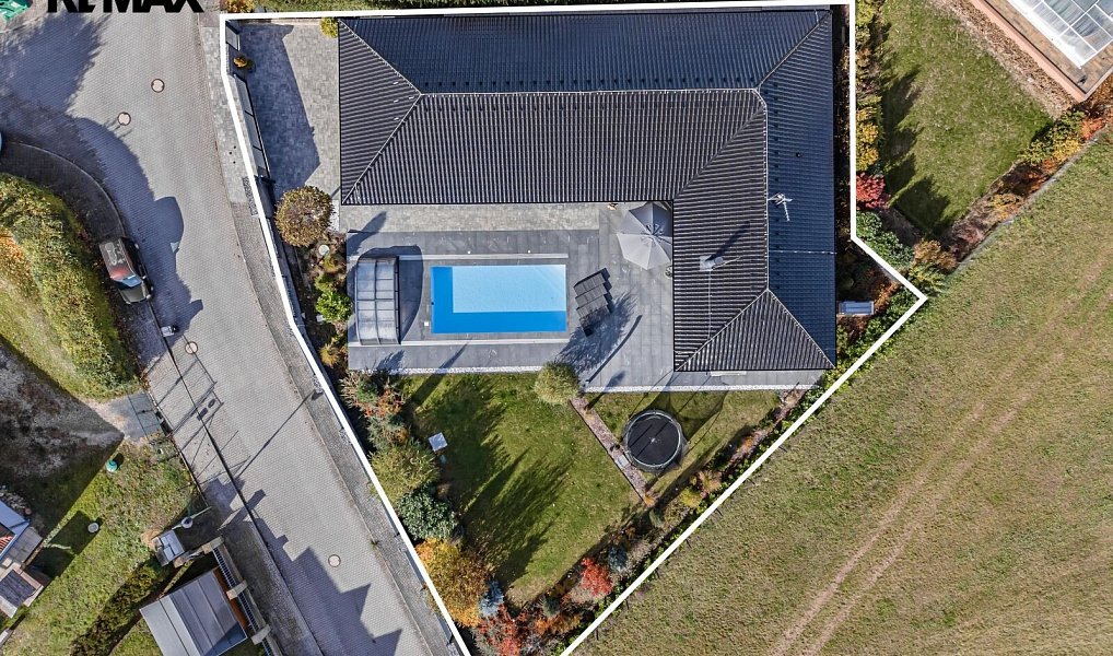 Prodej domu 221 m² s pozemkem 1 036 m², Královice – náhled fotky 14