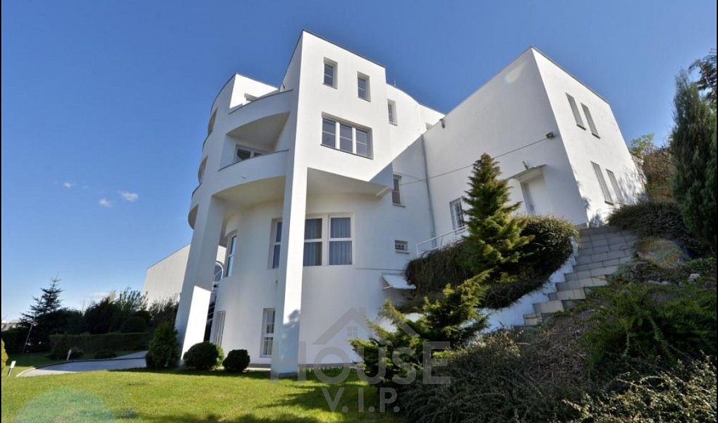 Pronájem kanceláře 839 m², Praha – náhled fotky 2