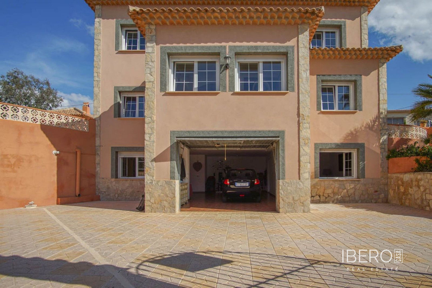 Prodej domu 331 m² s pozemkem 867 m² — photo 3
