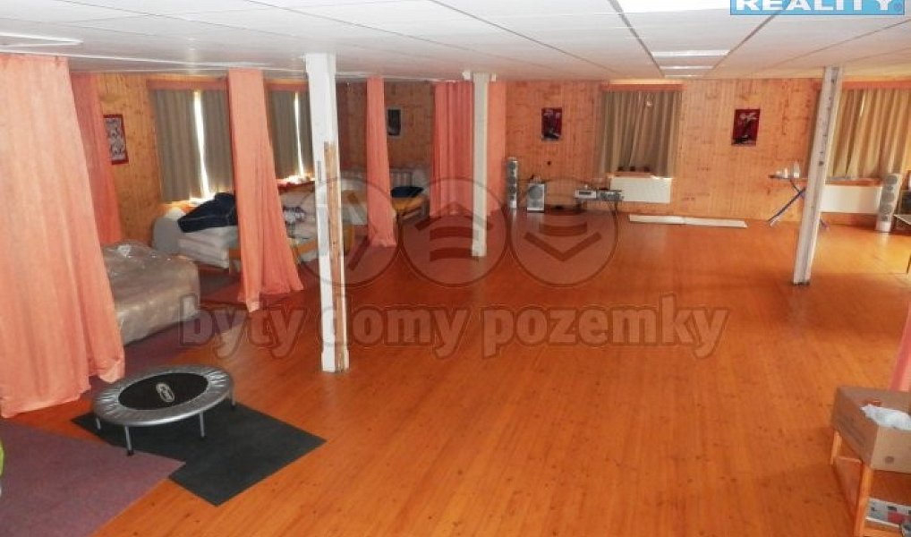 Prodej obchodních prostor 1 146 m², Kraslice – náhled fotky 16