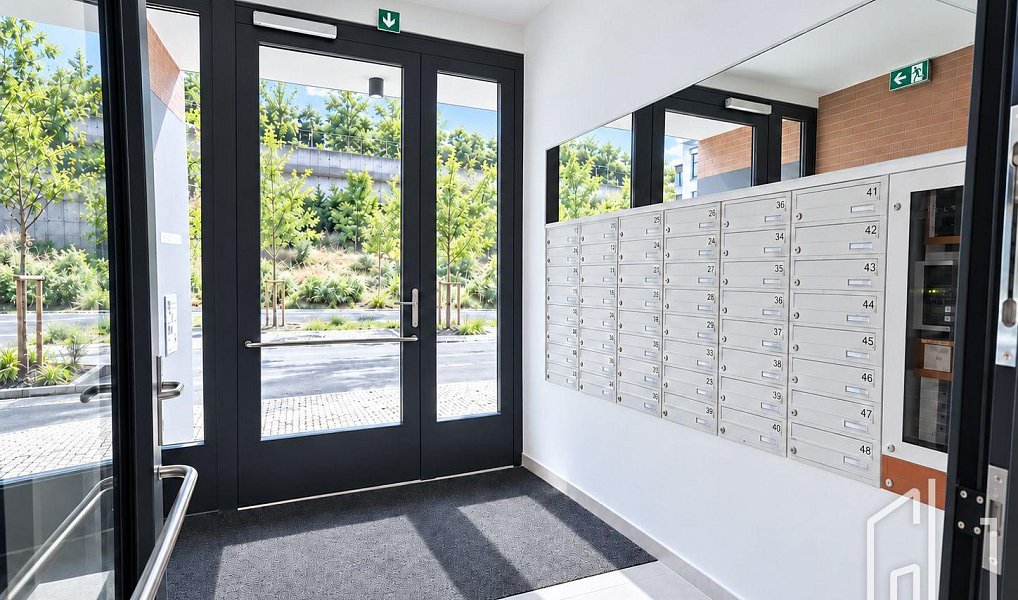Pronájem bytu 1+kk 36 m², Praha – náhled fotky 7