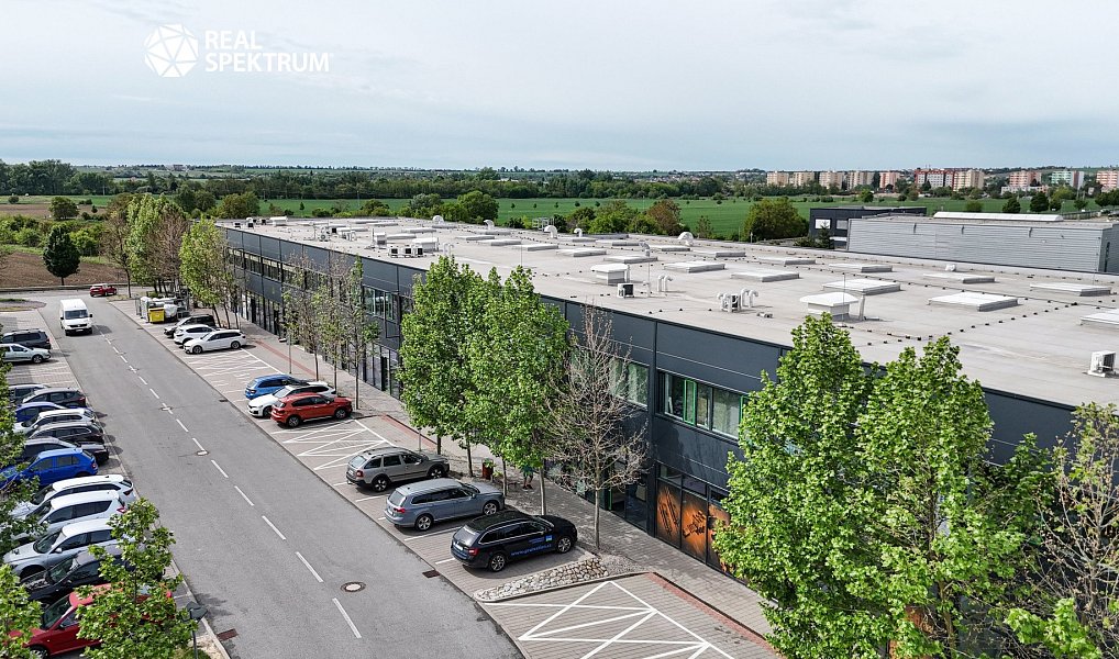 Pronájem výrobních prostor 462 m², Znojmo – náhled fotky 8