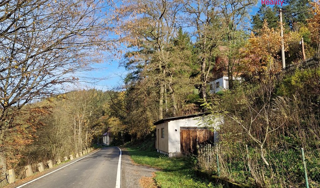 Prodej stavebního pozemku 218 m², Břasy – náhled fotky 6