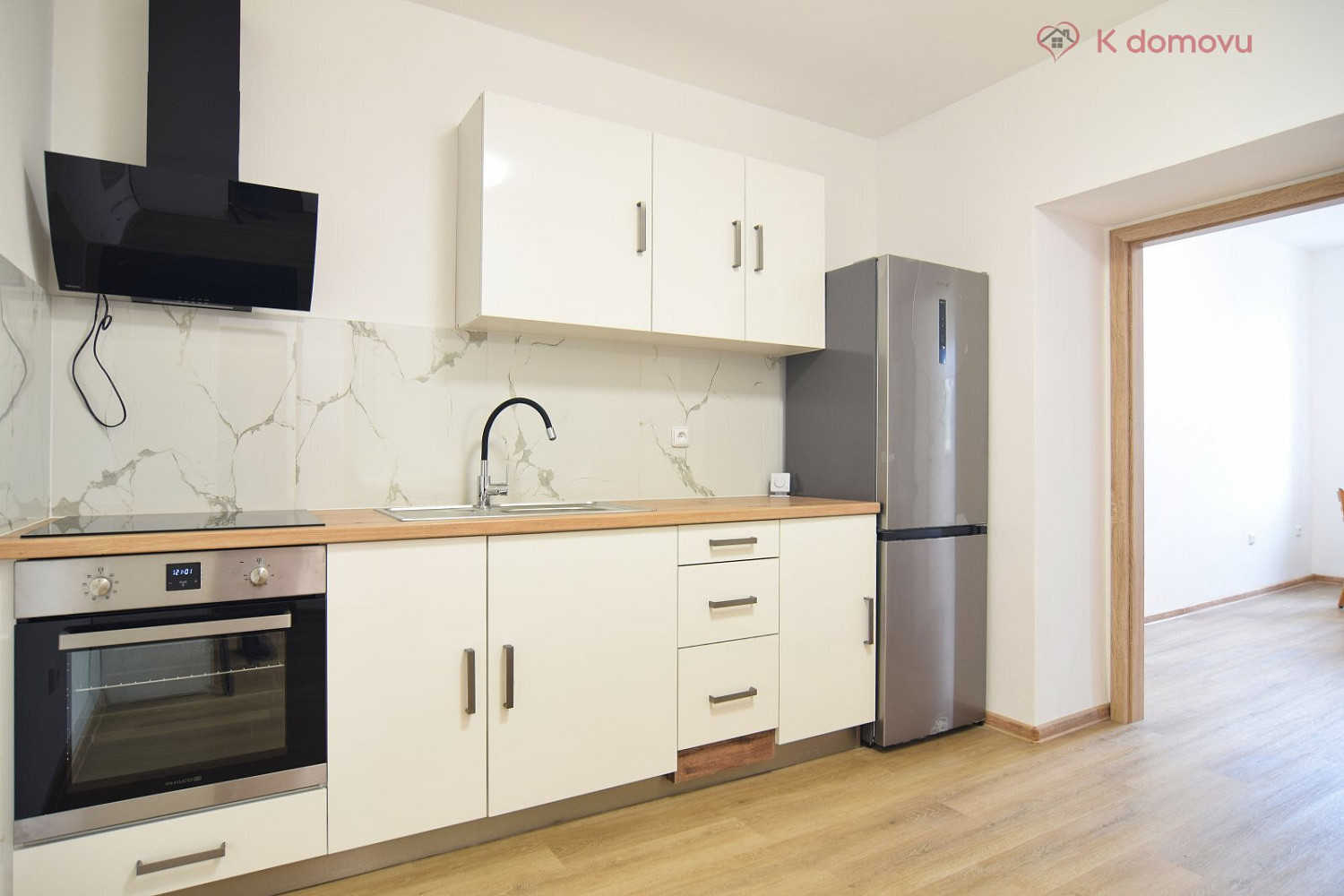 Prodej domu 480 m² s pozemkem 685 m² — photo 2