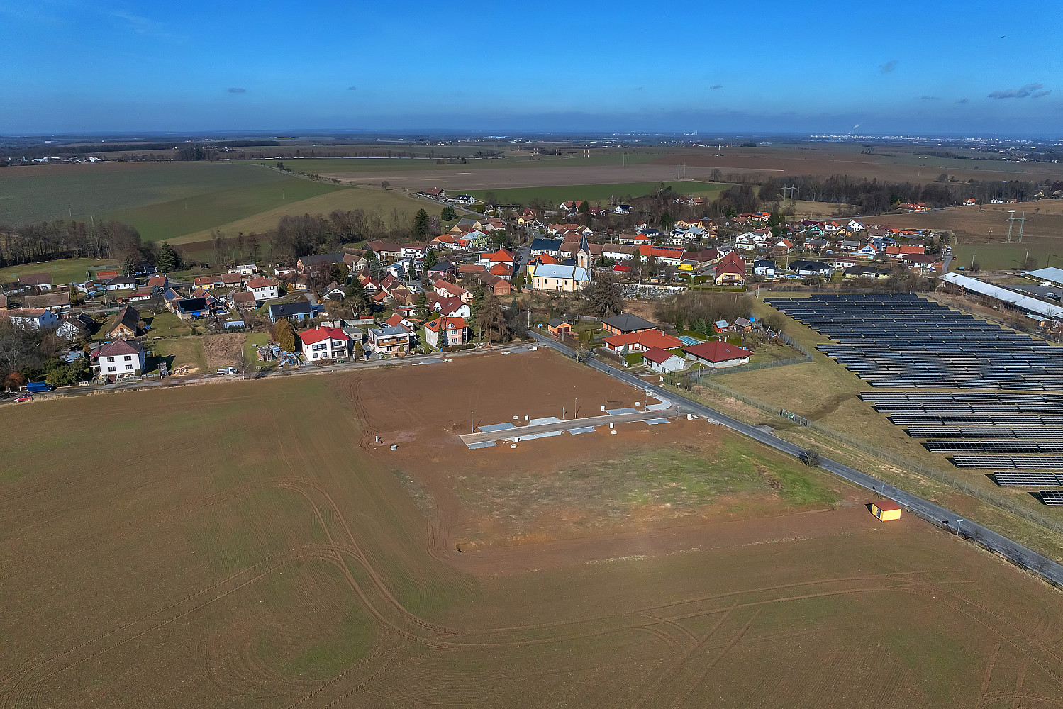 Prodej stavebního pozemku 1465 m² - Morašice – pohled 4