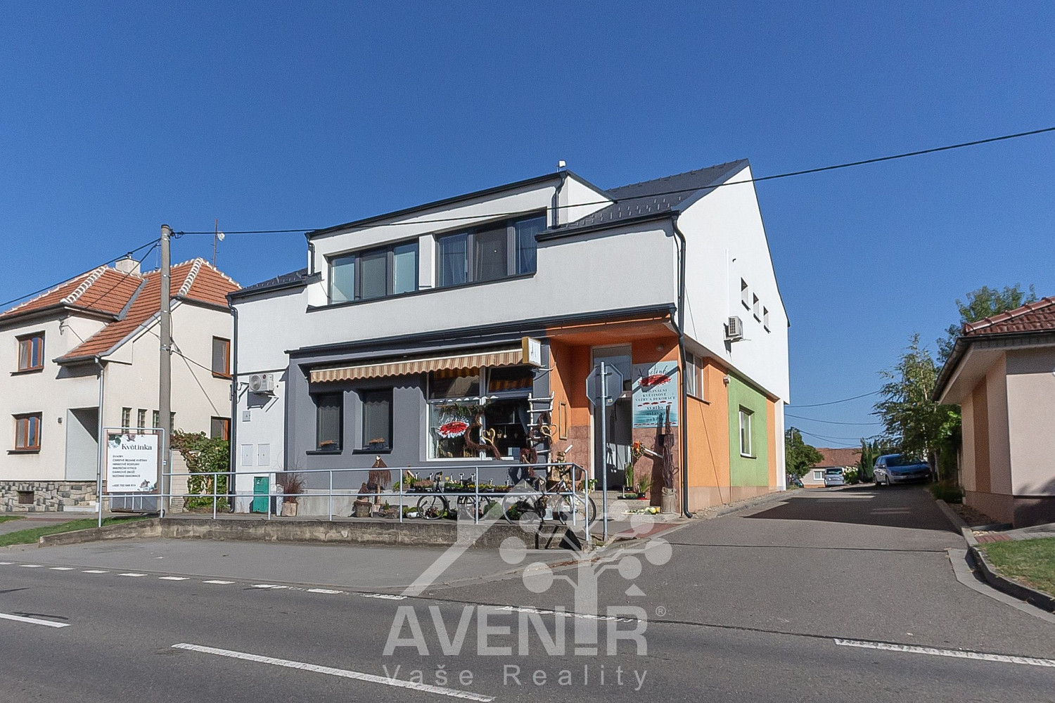Prodej komerčního objektu (jiného typu) 329 m²