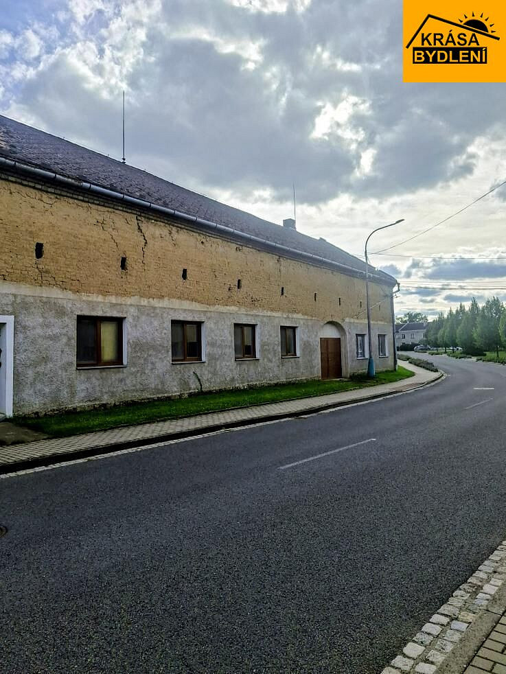 Prodej domu 250 m² s pozemkem 4 360 m²