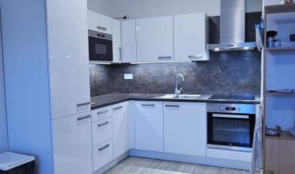 Prodej bytu 3+kk 69 m², Tachov – náhled fotky 3
