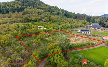 Prodej stavebního pozemku 4 351 m², Svojkov, okres Česká Lípa