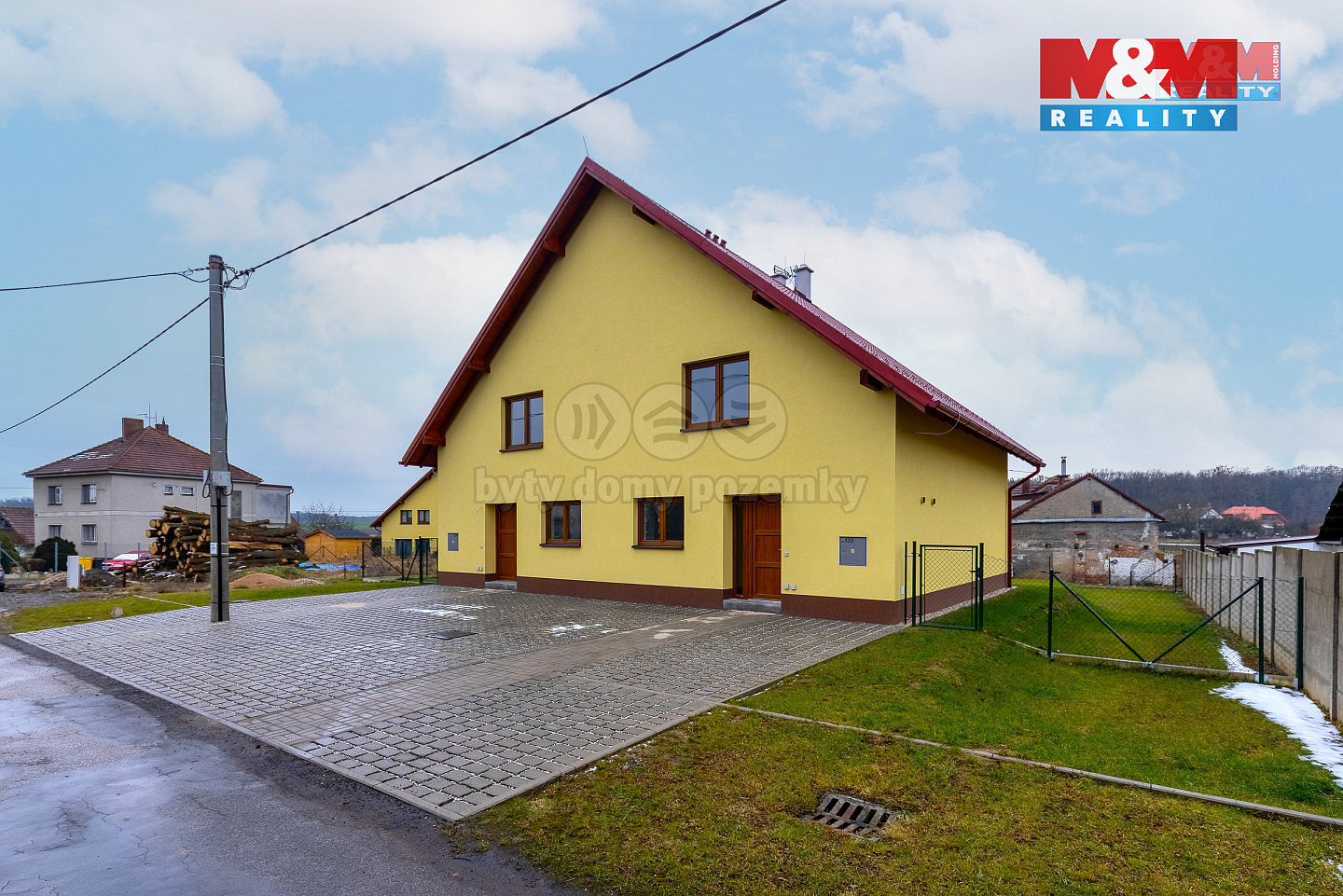 Prodej domu 119 m² s pozemkem 384 m² – fotografie 2