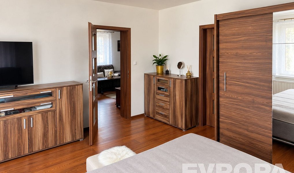 Prodej domu 138 m² s pozemkem 812 m², Stráž nad Nisou – náhled fotky 7