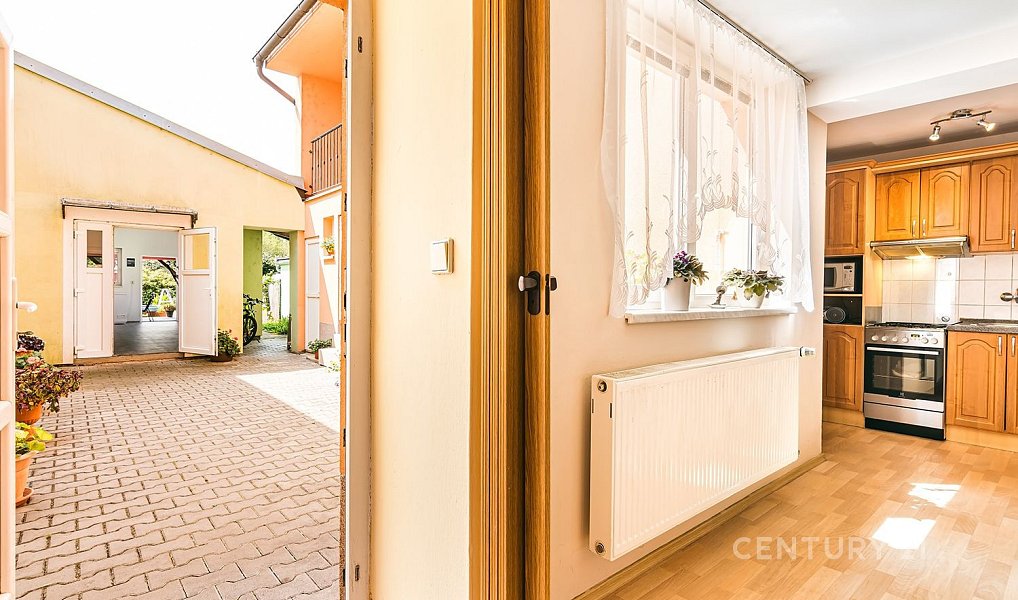 Prodej domu 197 m² s pozemkem 319 m², Rajhradice – náhled fotky 9