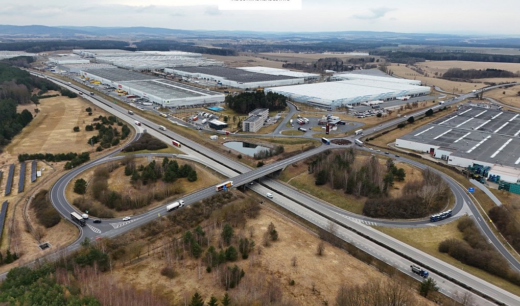Pronájem výrobních prostor 2 377 m², Bor – náhled fotky 4