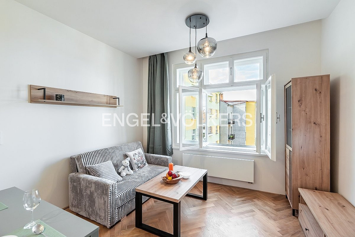 Pronájem bytu 2+kk 44 m²