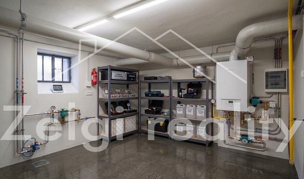 Prodej domu 530 m² s pozemkem 656 m², Ratíškovice – náhled fotky 25